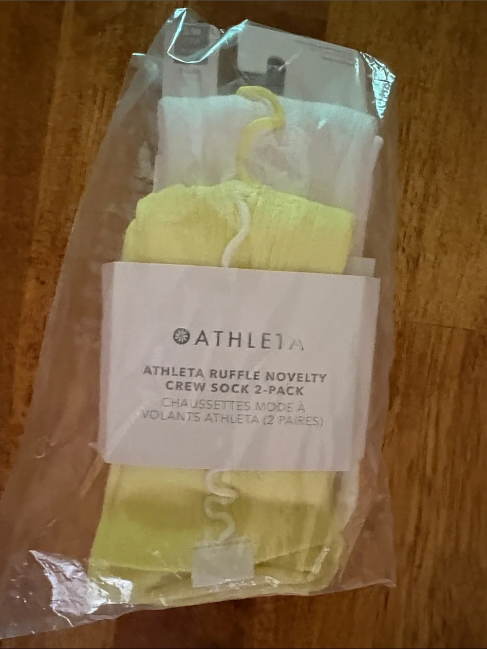 Women’s Athleta Ruffle Crew Socks Organic CottonYellow/White 2-pk Size small NEW